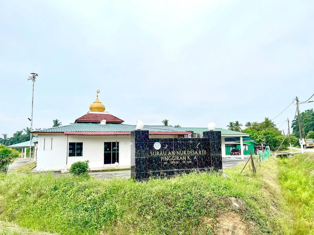 De Qasturee Klia@Kota Warisan Homestay Nearest To Airport Kampong Besut Malaysia