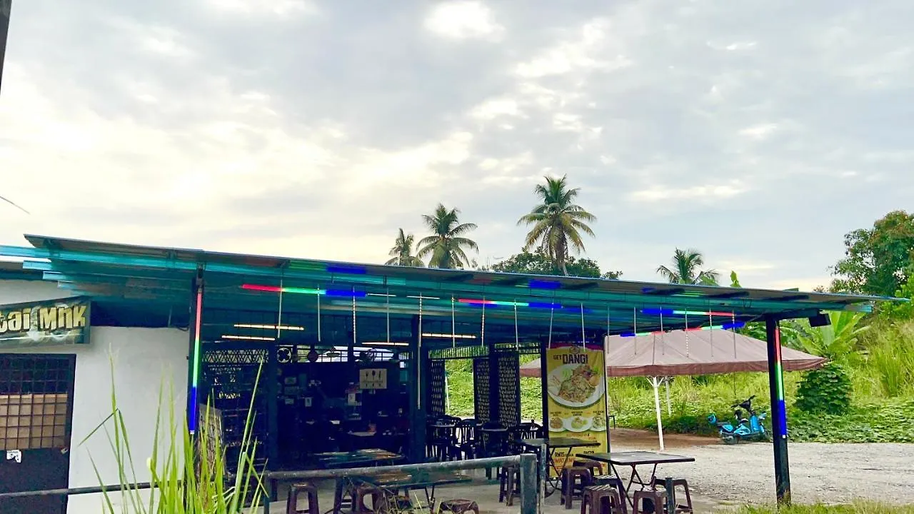De Qasturee Klia@Kota Warisan Homestay Nearest To Airport Kampong Besut 0*,  Malaysia